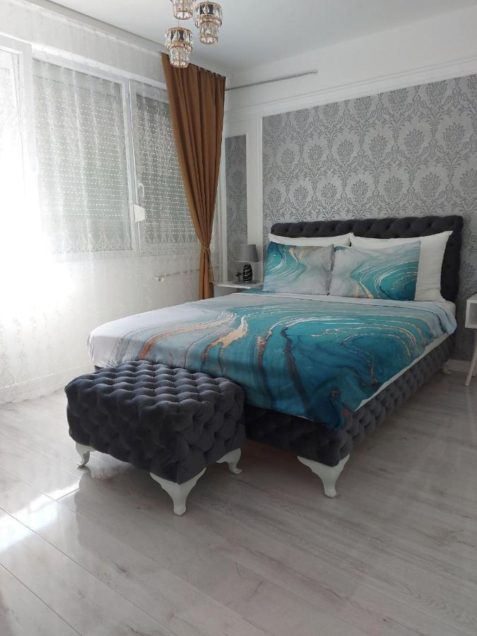Apartman Star Lux Kula Exterior foto